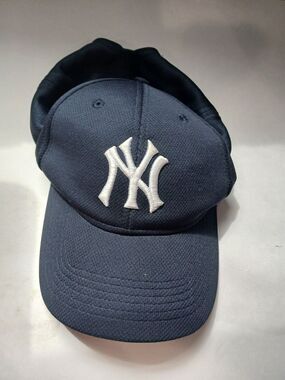 New York Yankees Hat  Navy Blue MLB Baseball Cap Adjustable Classic Logo